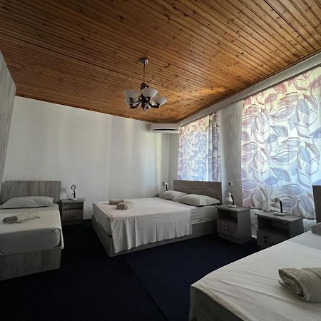 Onetwosleep Guesthouse Shkodër Buitenkant foto