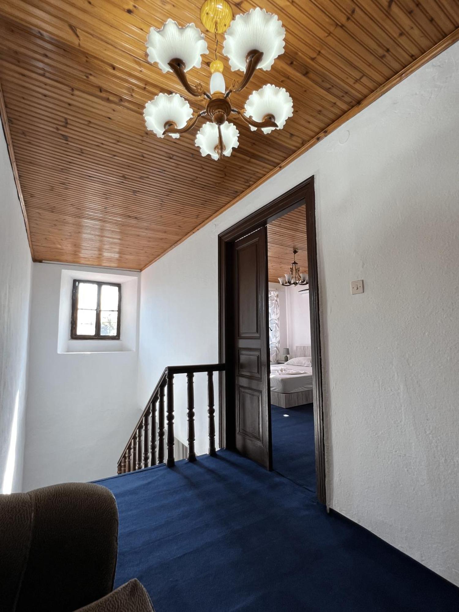 Onetwosleep Guesthouse Shkodër Buitenkant foto
