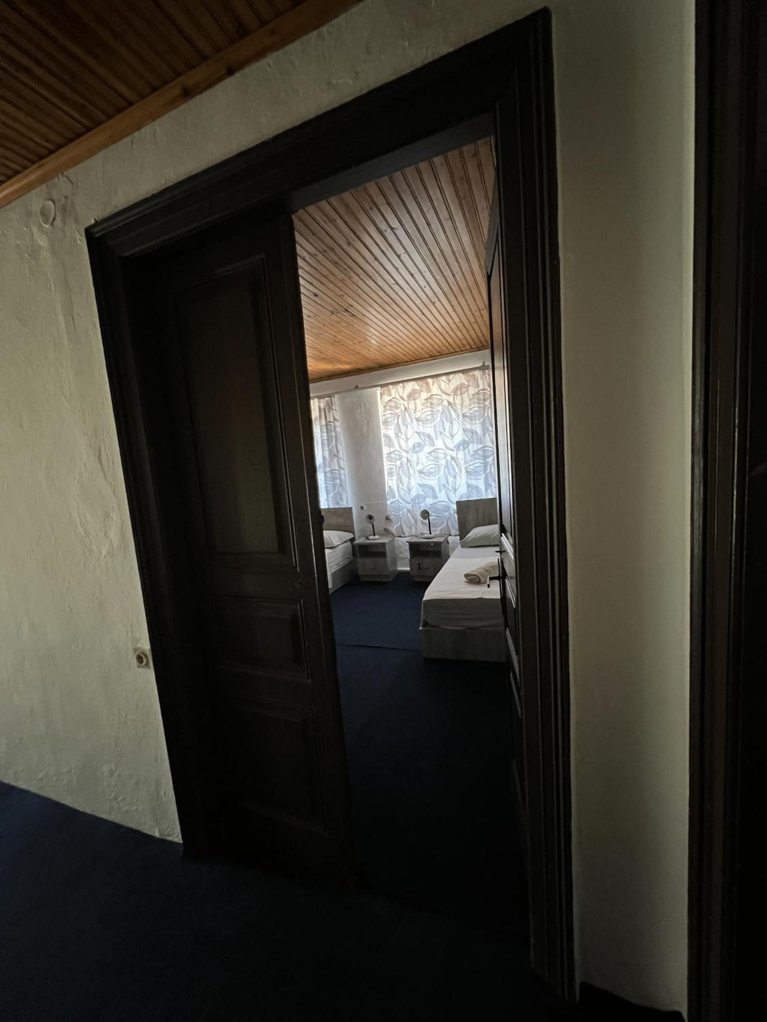 Onetwosleep Guesthouse Shkodër Buitenkant foto